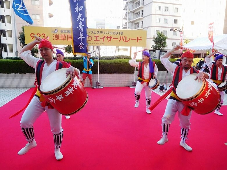 東京 浅草の国際通りでエイサーイベントが開催される やいまーる外電 やいまタイム