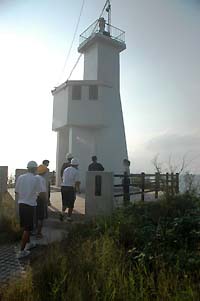 富崎の灯台で航路標識点検業務を経験