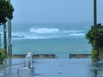 台風5号が八重山直撃せず