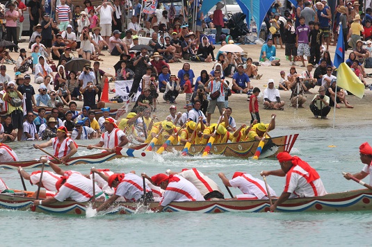 石垣四ヵ字の海神祭で上がりは中西が勝利