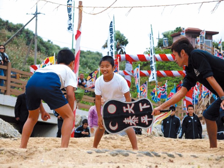 久部良で金毘羅祭行われる