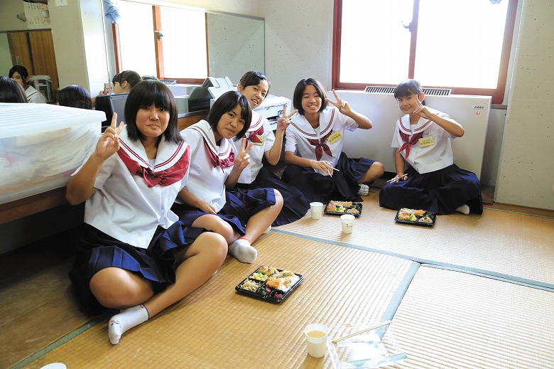 八重山地区 中学校総合文化祭の昼ごはん